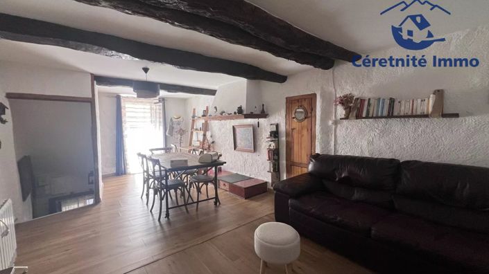 Image No.10-1 Bed House for sale