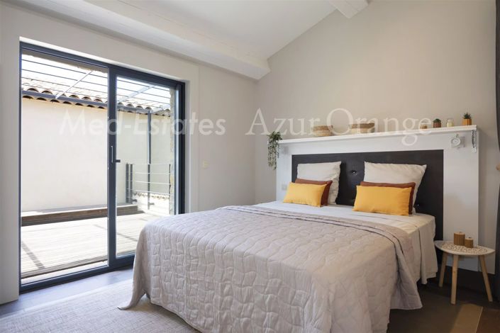 Image No.11-1 Bed Apartment for sale