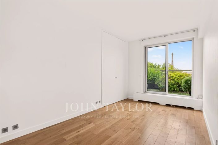 Image No.26-3 Bed Apartment for sale