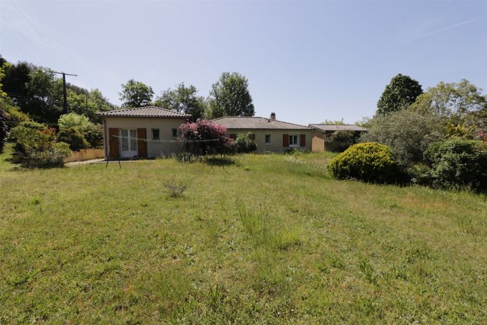 Image No.2-Maison de 3 chambres à vendre à Vitrac