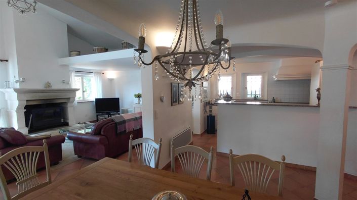 Image No.14-4 Bed Property for sale