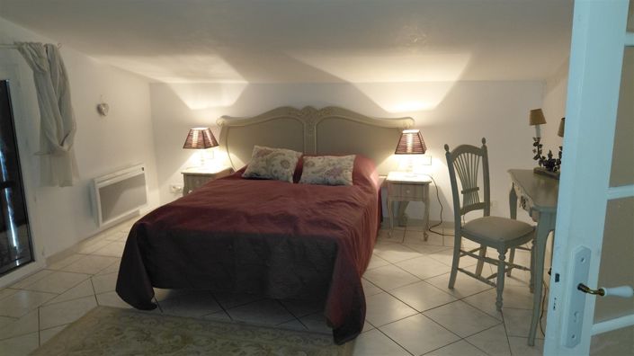 Image No.22-4 Bed Property for sale