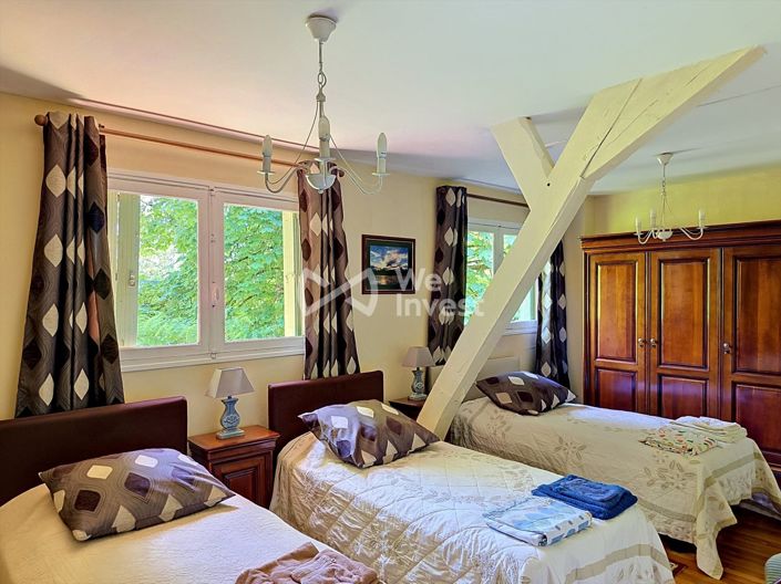 Image No.18-19 Bed Property for sale