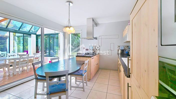 Image No.4-4 Bed House for sale