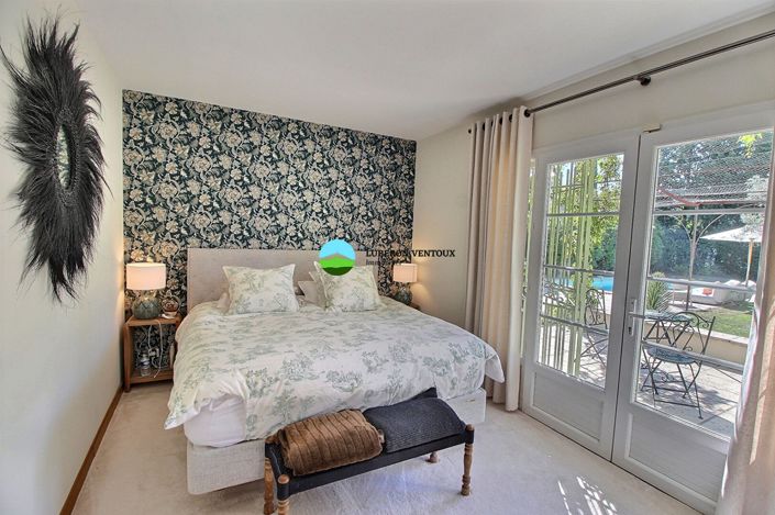 Image No.12-6 Bed House for sale