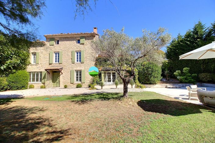 Image No.18-6 Bed House for sale