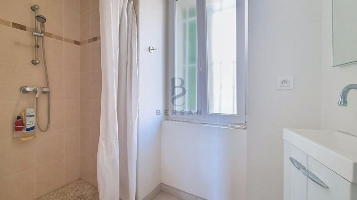 Image No.13-4 Bed Apartment for sale