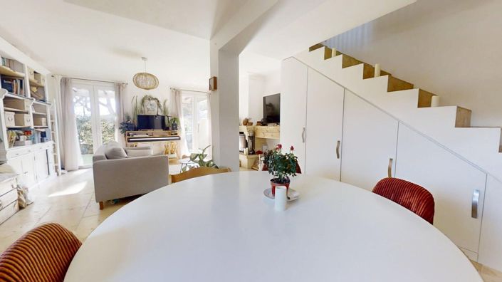Image No.4-3 Bed House for sale