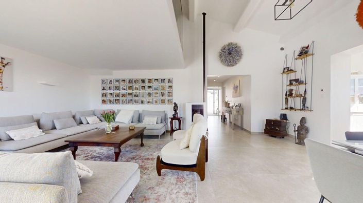 Image No.5-4 Bed House for sale
