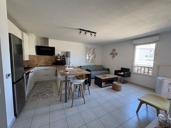 Image No.2-Appartement de 1 chambre à vendre à La Seyne-sur-Mer