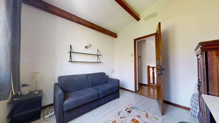 Image No.15-4 Bed House for sale