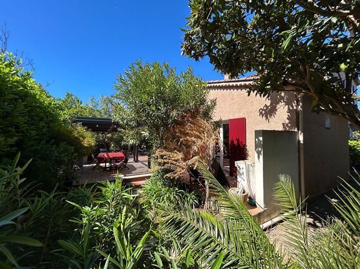Image No.8-4 Bed House for sale