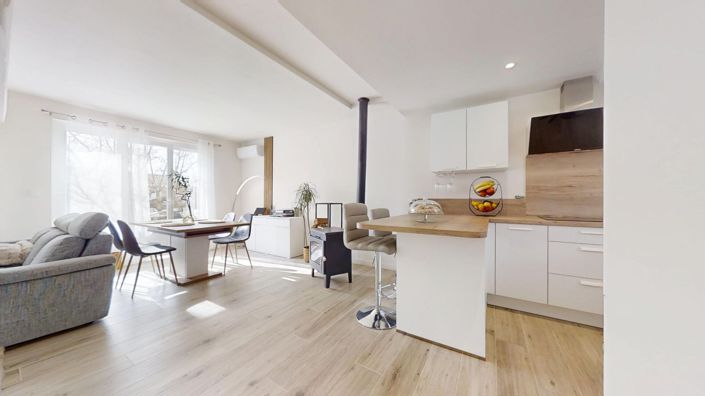 Image No.2-2 Bed House for sale