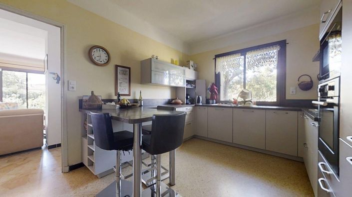 Image No.4-5 Bed House for sale