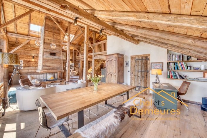 Image No.2-5 Bed Property for sale