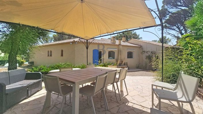 Image No.10-3 Bed House for sale