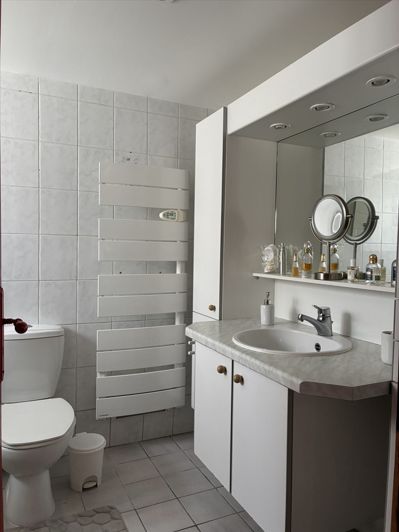 Image No.18-6 Bed House for sale