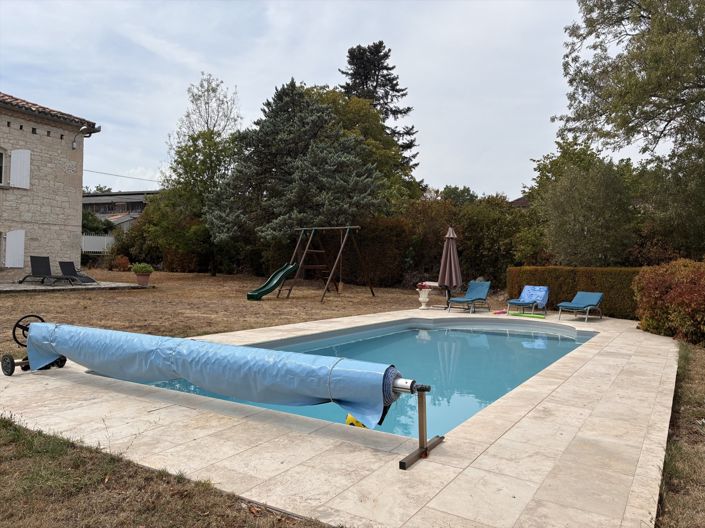 Image No.22-6 Bed House for sale
