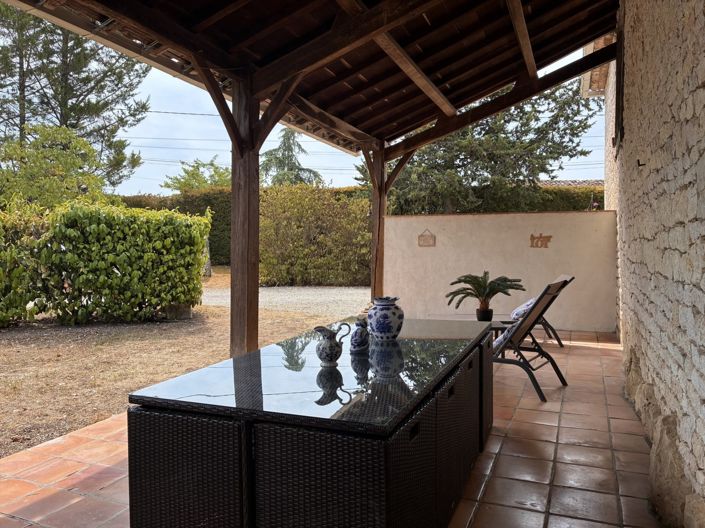 Image No.3-6 Bed House for sale