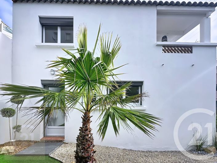 Image No.3-3 Bed House for sale