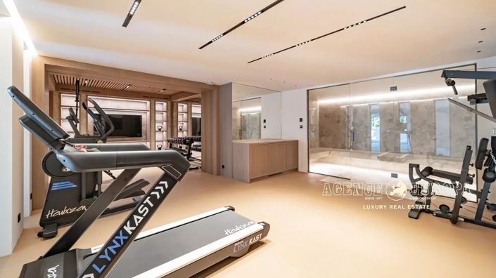 Image No.19-5 Bed House for sale