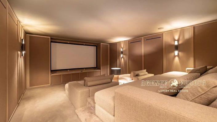 Image No.20-5 Bed House for sale