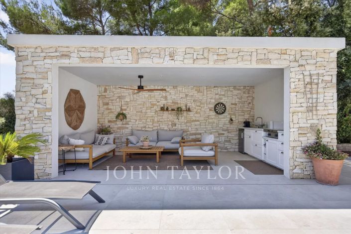 Image No.15-4 Bed House for sale