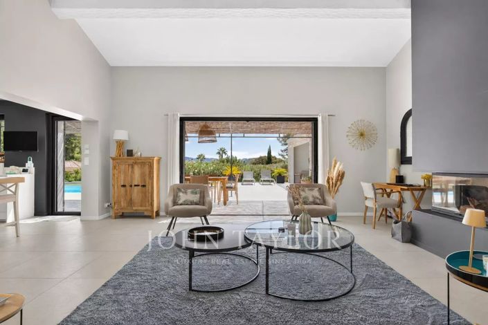 Image No.4-4 Bed House for sale