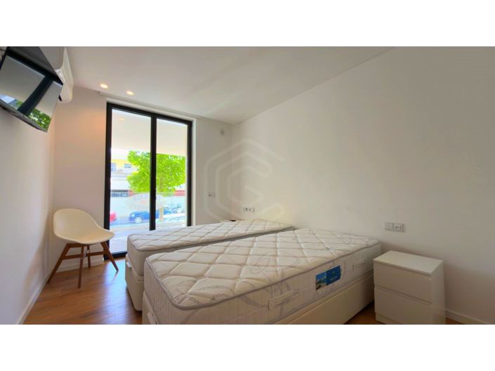 Image No.21-4 Bed Apartment for sale