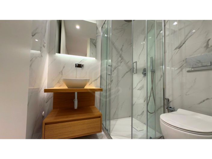 Image No.24-4 Bed Apartment for sale