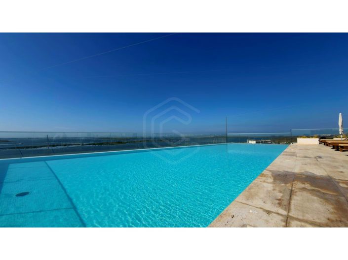 Image No.28-4 Bed Apartment for sale