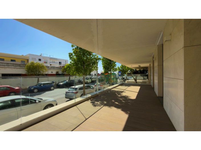 Image No.30-4 Bed Apartment for sale