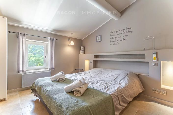 Image No.11-4 Bed House for sale