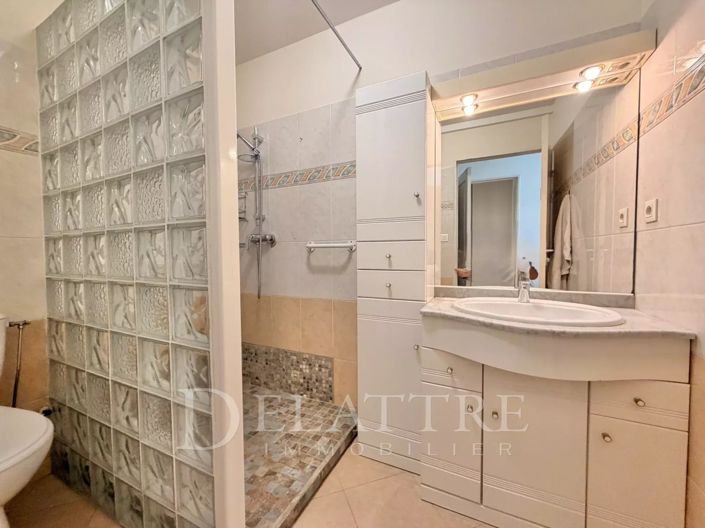Image No.5-Appartement de 2 chambres à vendre à Antibes