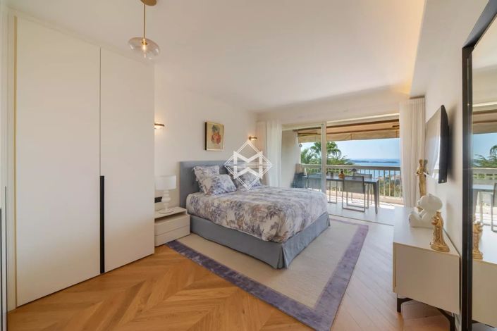 Image No.11-3 Bed Apartment for sale