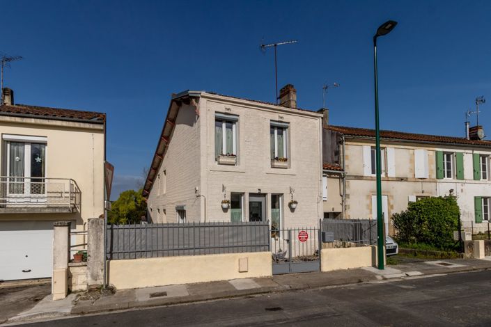 Image No.17-3 Bed House for sale