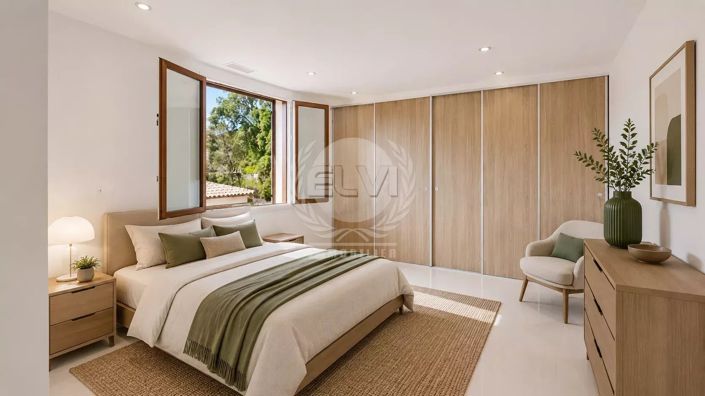 Image No.18-5 Bed House for sale