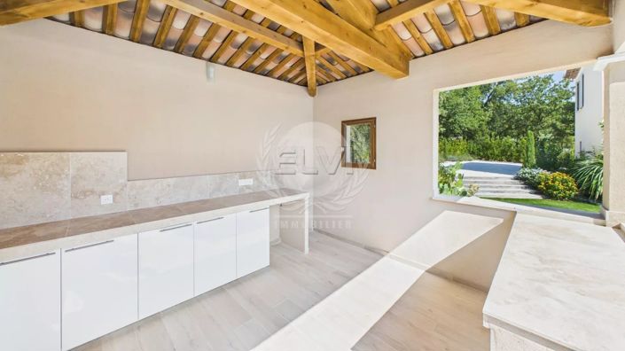 Image No.23-5 Bed House for sale