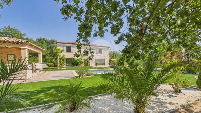 Image No.3-5 Bed House for sale
