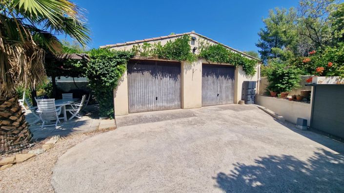 Image No.18-4 Bed House for sale