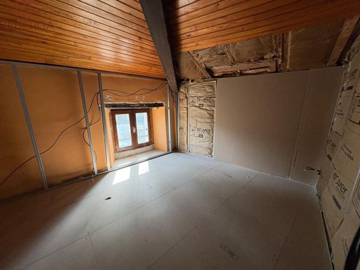 Image No.11-1 Bed House for sale