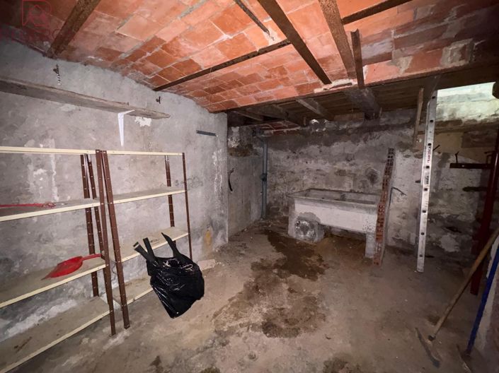 Image No.15-1 Bed House for sale