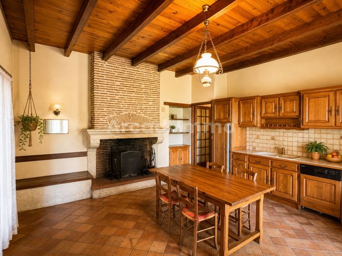 Image No.3-3 Bed House for sale