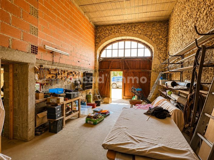 Image No.6-3 Bed House for sale