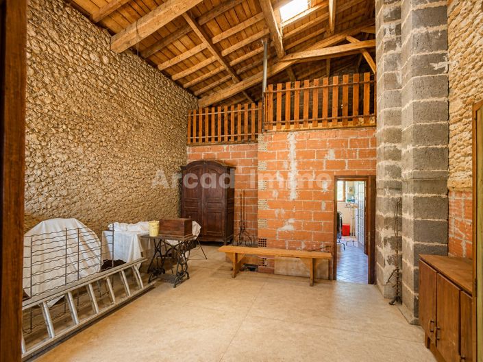 Image No.7-3 Bed House for sale