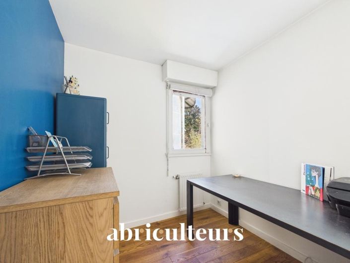 Image No.14-3 Bed House for sale