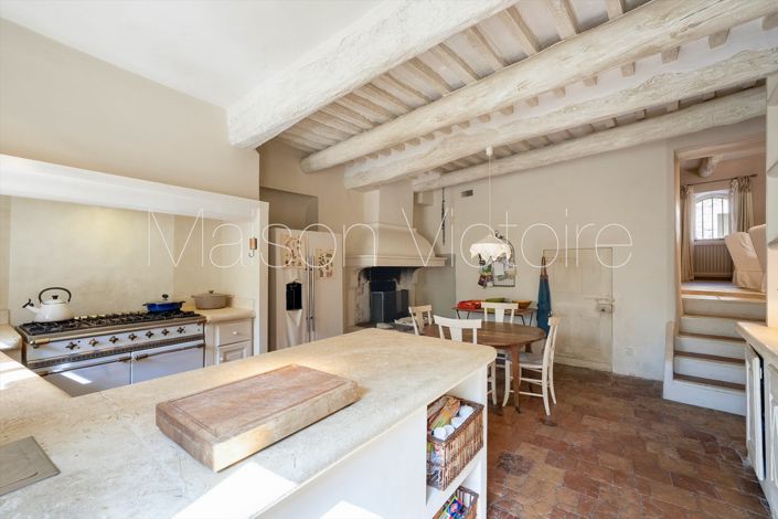 Image No.21-4 Bed House for sale