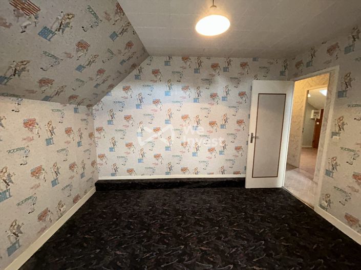 Image No.16-6 Bed House for sale