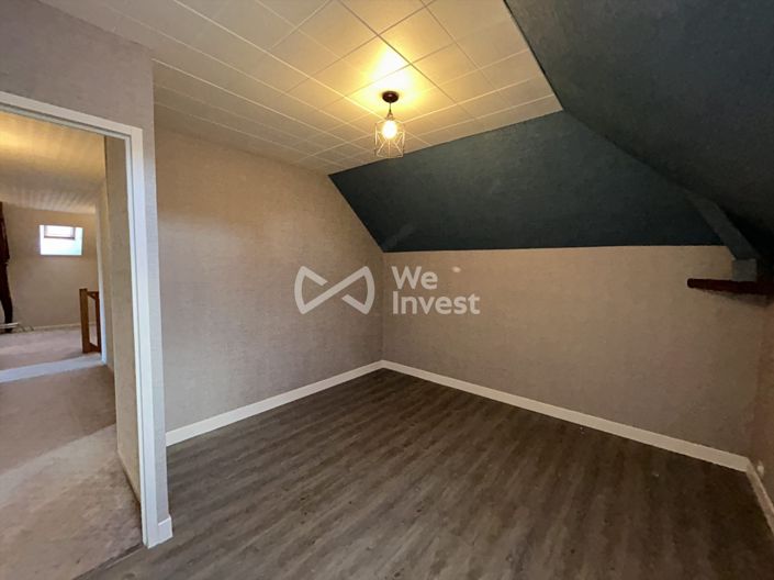 Image No.17-6 Bed House for sale