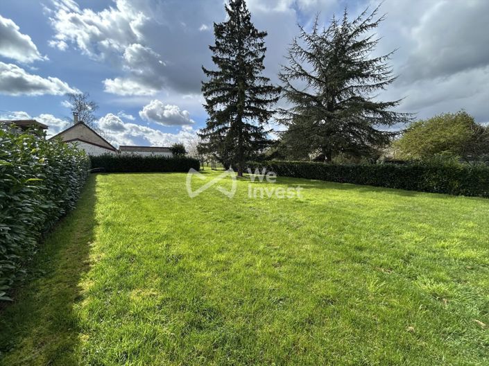 Image No.20-6 Bed House for sale